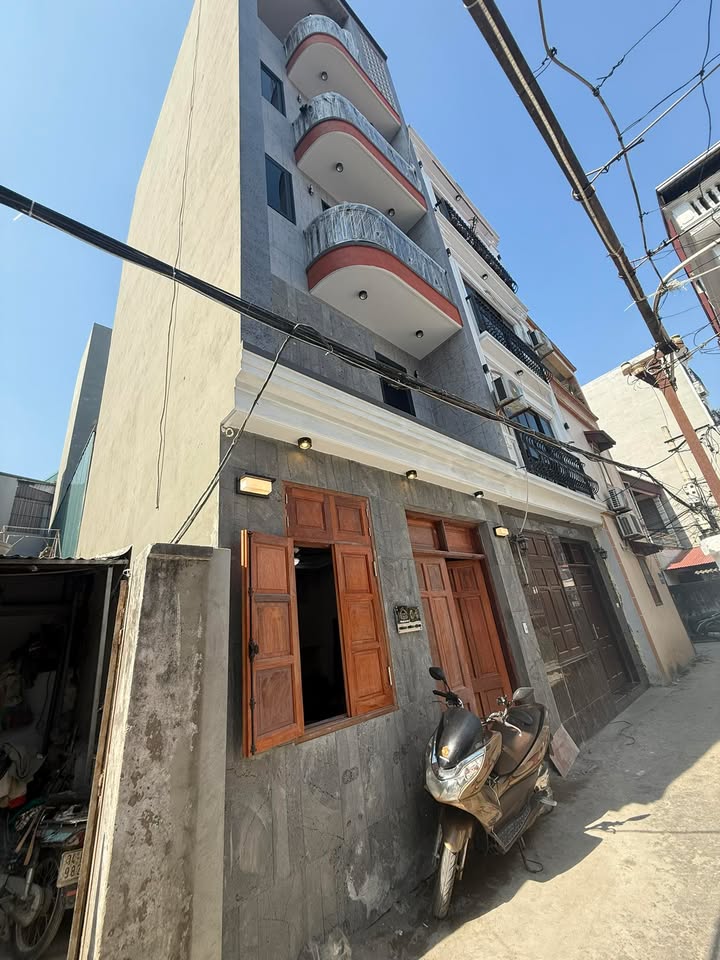Nhà 5 tầng Liên Ninh, Thanh Trì 33m² giá 6 tỷ - Sẵn sàng vào ở ngay!
