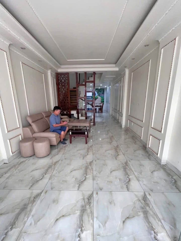 Cho thuê nhà mặt đường Kiều Sơn, Hải Phòng - 60m² giá 12 triệu - Phù hợp kinh doanh và ở lại!