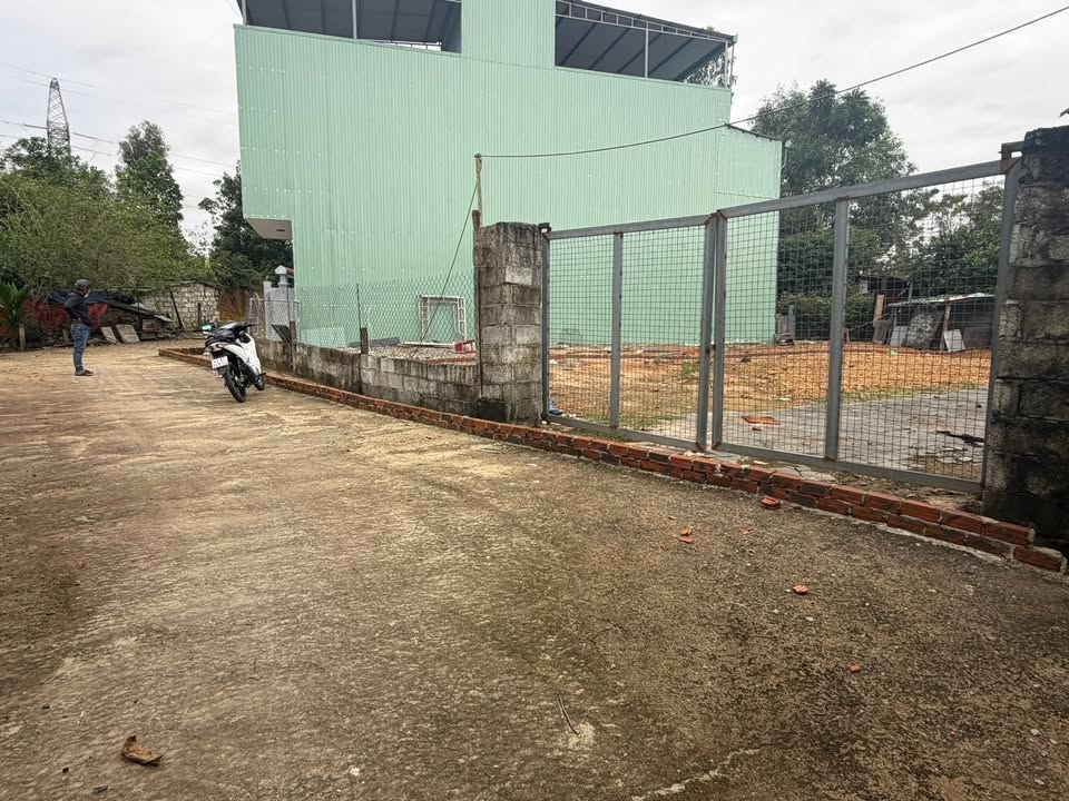 Đất ở Hòa Khánh Đà Nẵng 200m² giá 1.8 tỷ - Vị trí đẹp, phù hợp đầu tư!