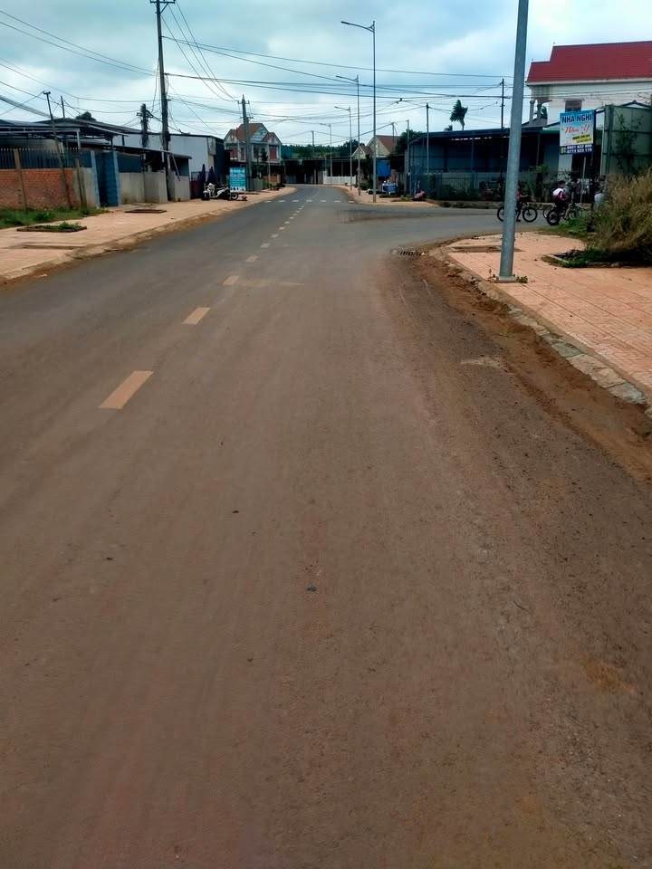 Đất nền Thuận An Đắk Mil 280m² giá 2.1 tỷ - Mặt đường Cù Chính Lan, cơ hội đầu tư tuyệt vời!