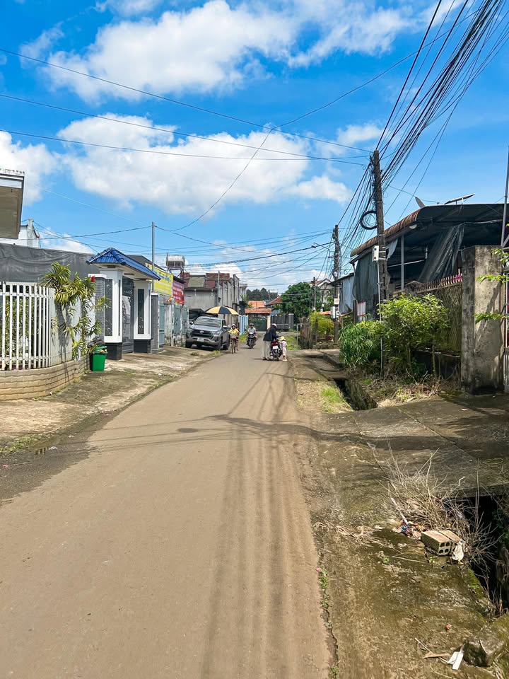 Đất nền Bảo Vinh Long Khánh 300m² giá 900 triệu - Sổ đỏ chính chủ, vị trí đắc địa!