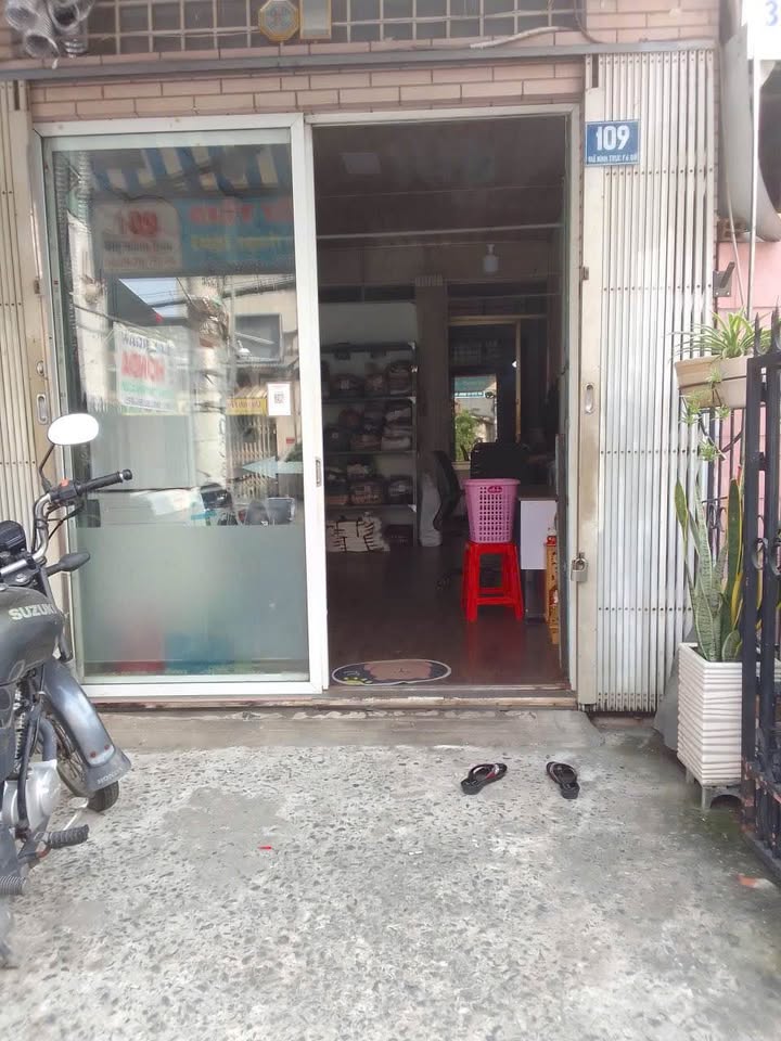 Mặt bằng kinh doanh cho thuê đường Bùi Minh Trực 21m² - Thích hợp làm nail, spa