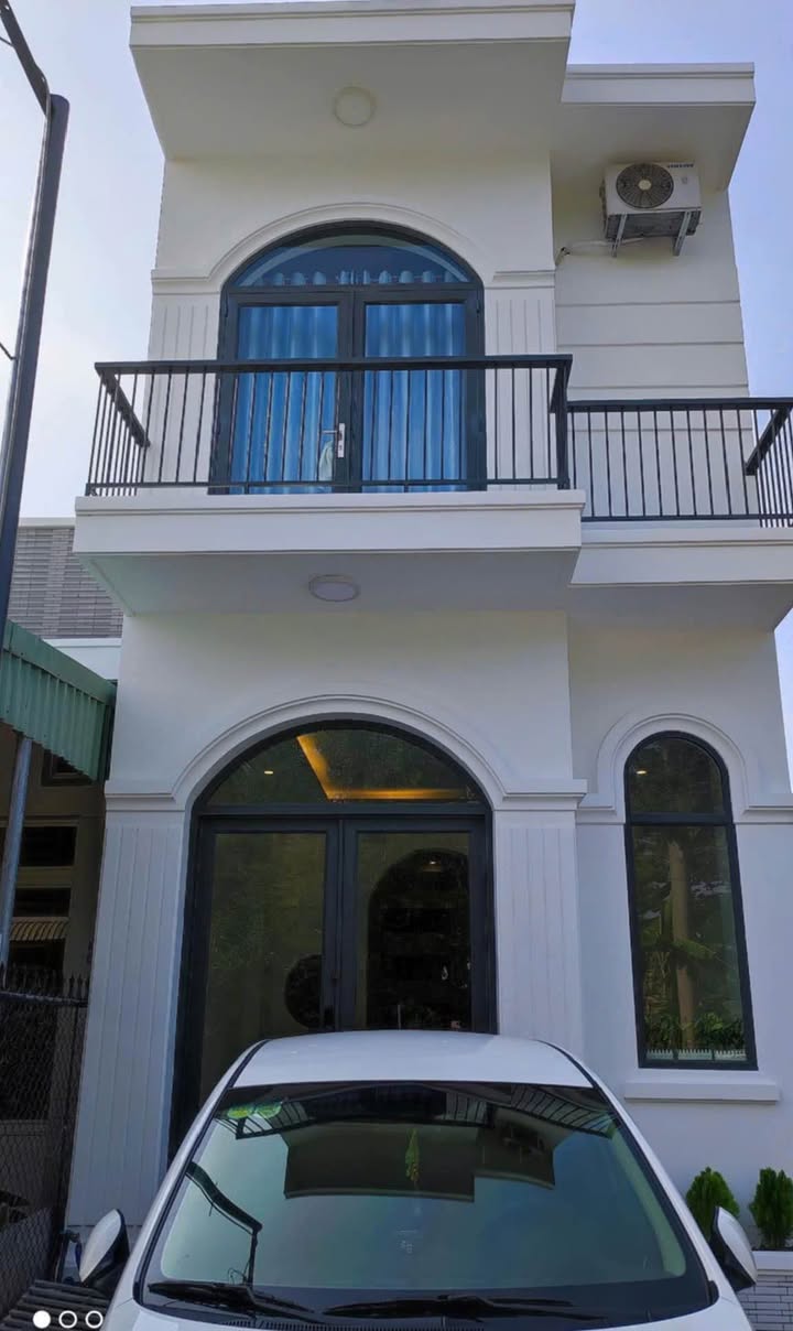 Nhà phố khu Sao Mai Bình Khánh 74m² giá 2 tỷ - Thiết kế hiện đại, sẵn sàng vào ở!