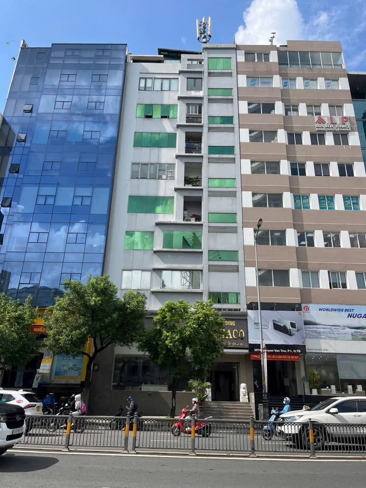 Bán toà nhà văn phòng 30 Nguyễn Văn Trỗi, Tân Bình 165m² giá 152 tỷ - Đầu tư sinh lời lớn!