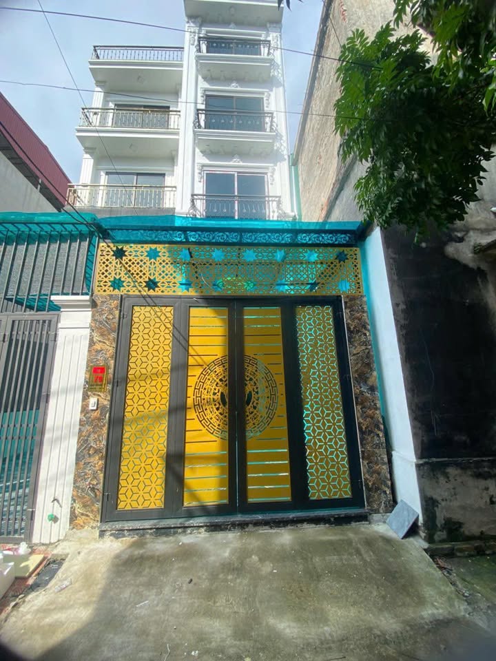 Nhà phố 4 tầng Ngọc Hồi 37m² giá 5.11 tỷ - Sổ đỏ chính chủ, ô tô tránh nhau!