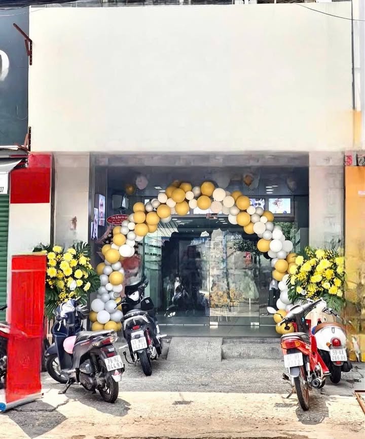 Cho Thuê Nguyên Căn Mặt Tiền Tân Kỳ Tân Quý 101m² giá 26 triệu - Kinh doanh tự do tại khu sầm uất!