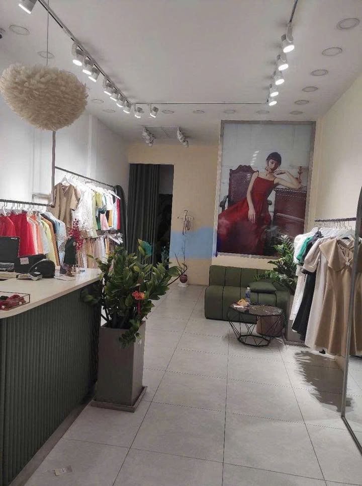 Cho thuê mặt bằng kinh doanh Đường Nguyễn Đình Chiểu, Quận 3, 44m² - Phù hợp cho nhiều ngành nghề!