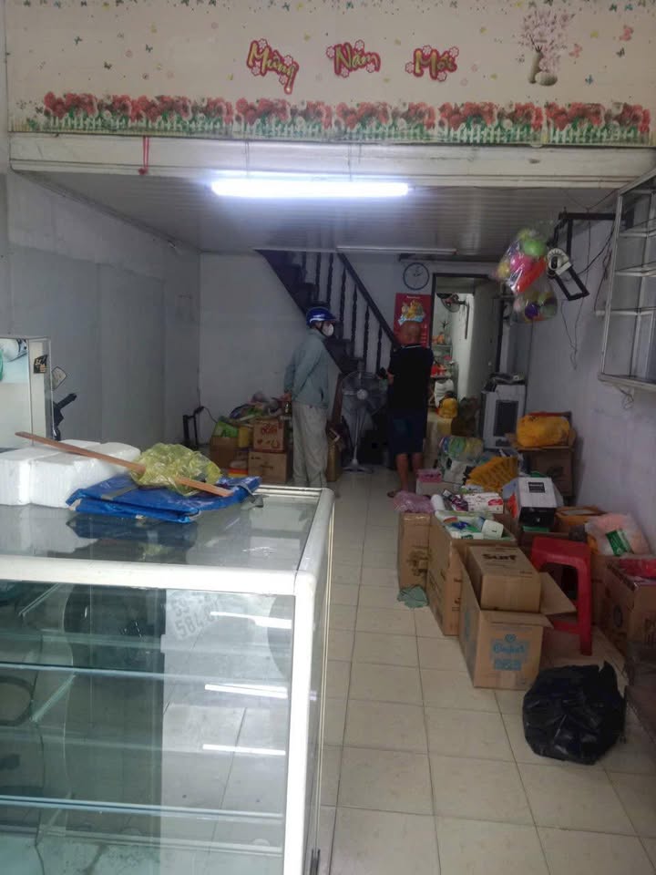 Nhà thuê nguyên căn mặt tiền đường Hiệp Thành 13, Q12 - Kinh doanh sầm uất, giá 9 triệu/tháng