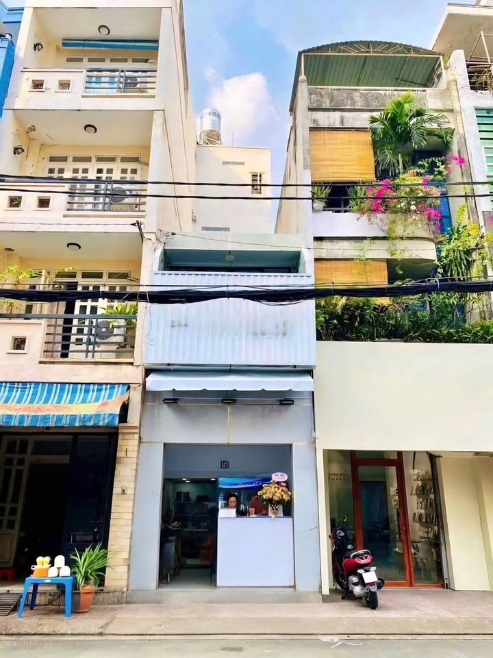 Nhà mặt tiền kinh doanh Hồ Bá Kiện, P15, Q10 - Diện tích 33m², giá 25 triệu/tháng