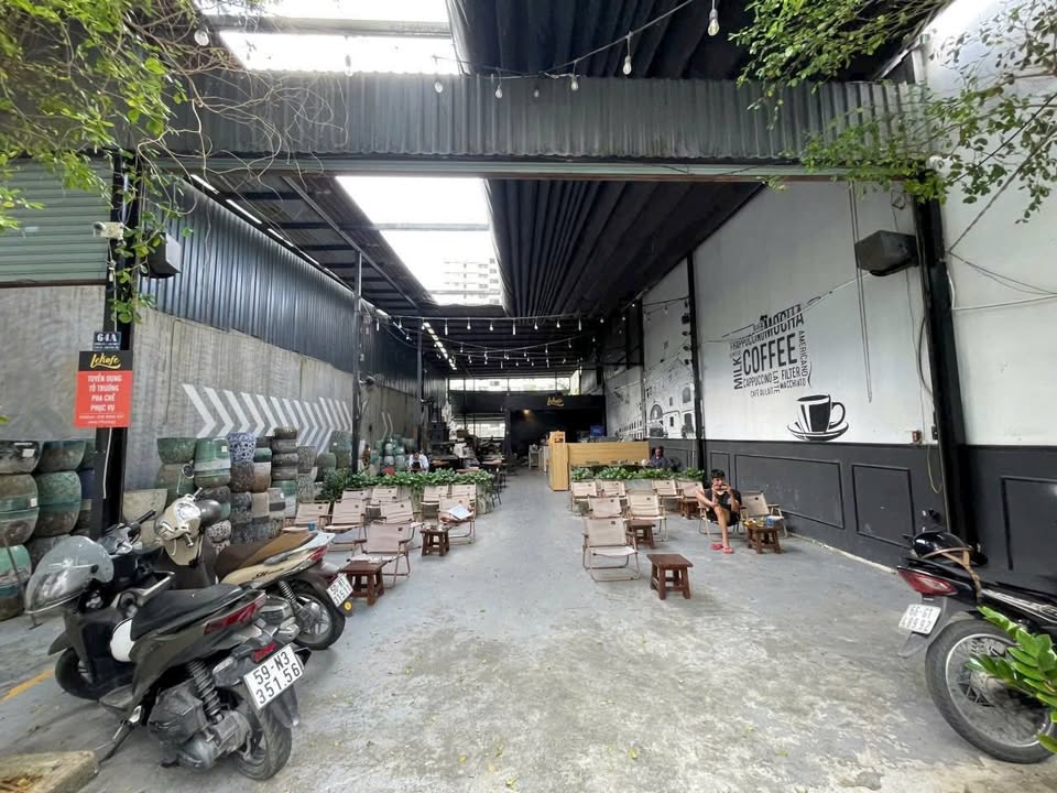 Mặt bằng kinh doanh cho thuê đường An Dương Vương, quận Bình Tân, diện tích 270m² - Kinh doanh đa ngành nghề!