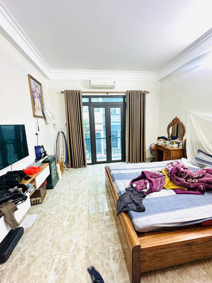 Nhà phân lô Kim Giang 55m² giá 13 tỷ - Thiết kế hiện đại, ô tô tránh thoải mái!