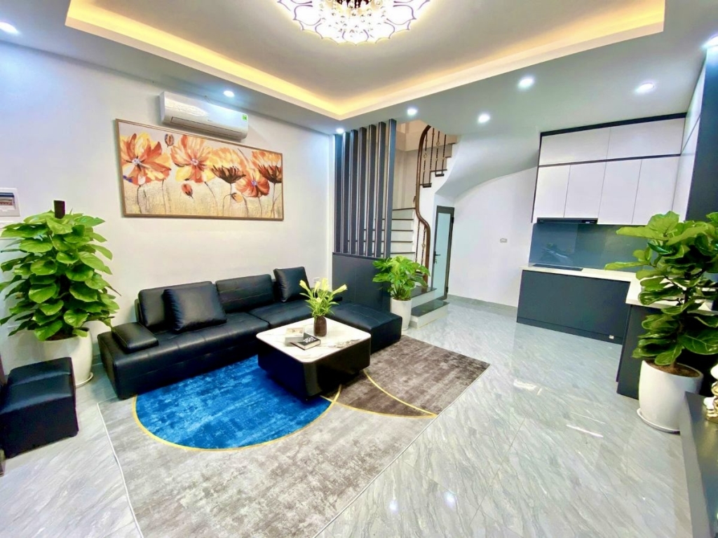 Bán nhà phố Quan Nhân - Thanh Xuân, 33m² x 5 tầng mới, 3 phòng ngủ, nội thất đầy đủ, gần ô tô!