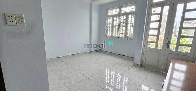 Nhà Ngang Lớn Hẻm Nhựa Thông Xe Hơi 8M GÒ DẦU 6x13m 2 TẦNG Giá 7.5 Tỷ