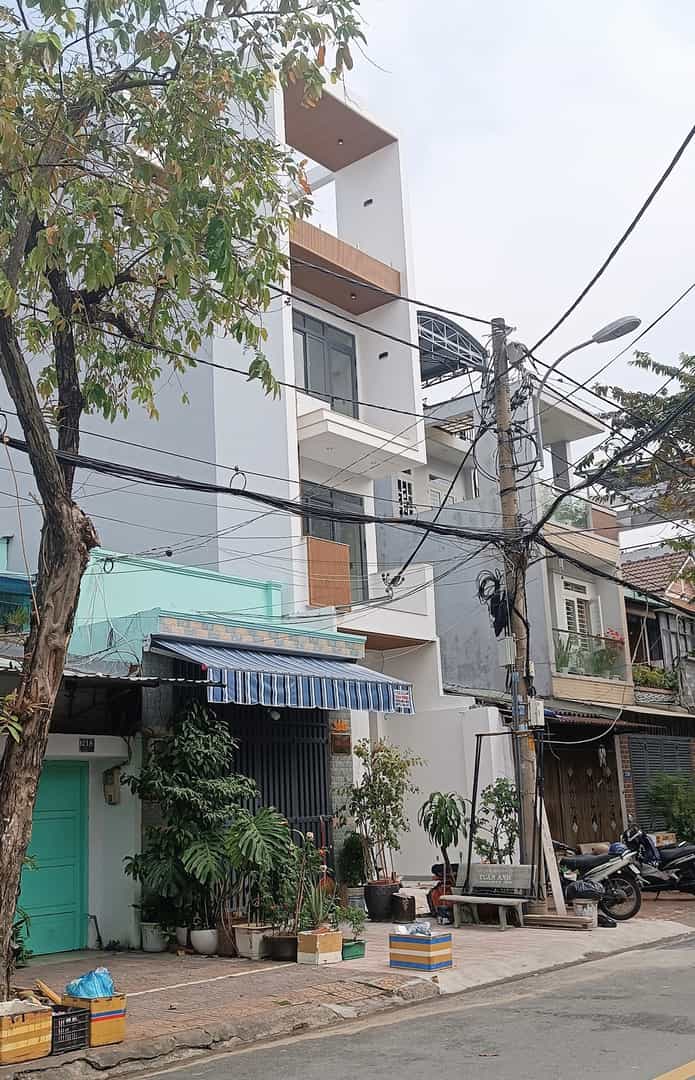 Quỹ đất lớn hiếm hoi tại Phước Long A 1.000m² giá 75 tỷ - Tiềm năng phát triển mạnh mẽ!