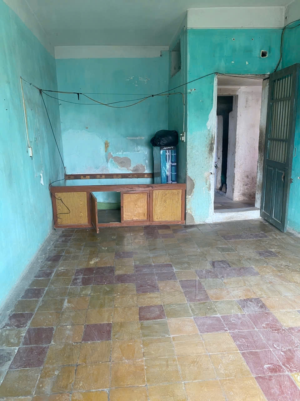 Căn tập thể 29m² Thị Trấn Đông Anh giá 1.15 tỷ - An ninh tốt, gần chợ!