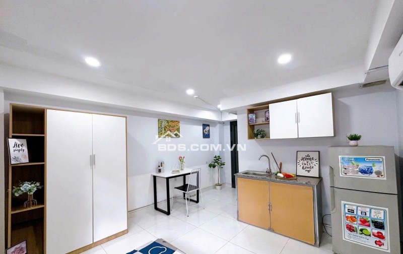 Chung cư Diyas Sky Tân Bình 37m² giá 5.5 triệu - Nhà mới, có thể vào ở ngay!