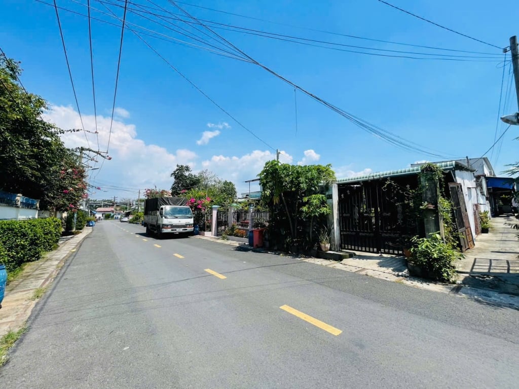 Đất nền Tân Phú Trung 107m² chỉ 1.35 tỷ - Sổ hồng chính chủ, xây dựng tự do!