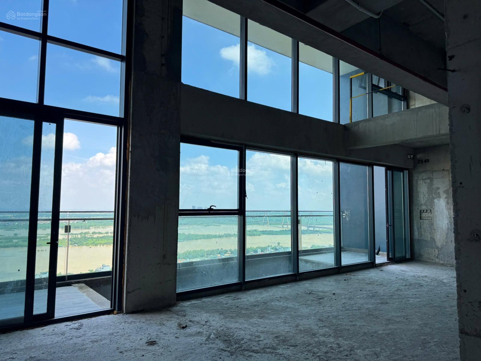 Căn hộ Penthouse Sunshine Golden River Tây Hồ 348m² giá 51.6 tỷ - Hàng hiếm chỉ còn 1 căn!