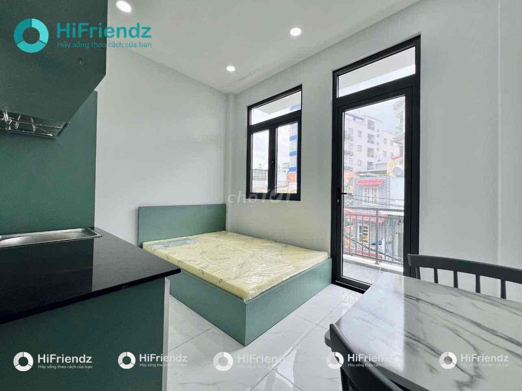 Studio ban công hạt dẻ Phú Nhuận 30m² giá 6.2 triệu - Nhà mới khai trương, tiện nghi đầy đủ!