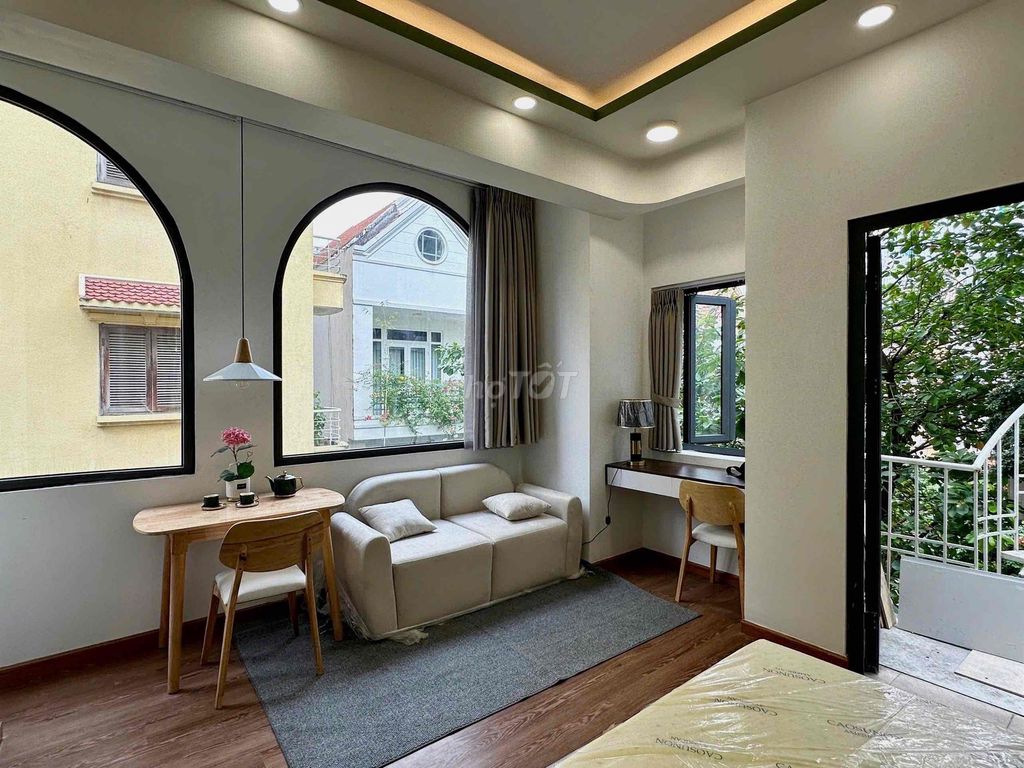 Căn hộ studio quận 10 35m² giá 7 triệu - Full nội thất, mặt ban công thoáng mát!