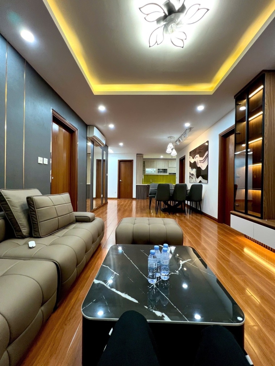 Nhà phố 6 tầng Đại Kim 50m² giá 14.4 tỷ - Ô tô vào nhà, kinh doanh thuận lợi!