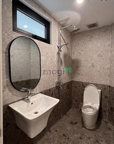 Nhà cho thuê Đặng Thái Thân, Hoàn Kiếm 31m² giá 10 triệu - Ở ngay!