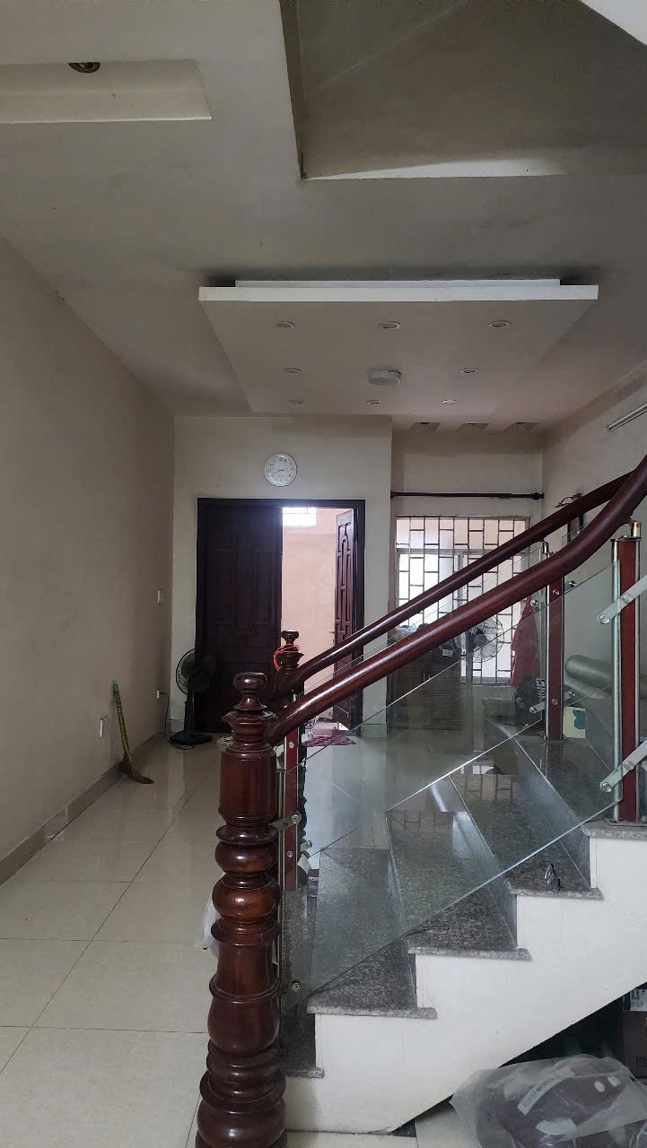 Nhà bán tại Cầu Diễn, Bắc Từ Liêm, 61m² giá 11.86 tỷ - Vị trí đắc địa gần Metro Nhổn!