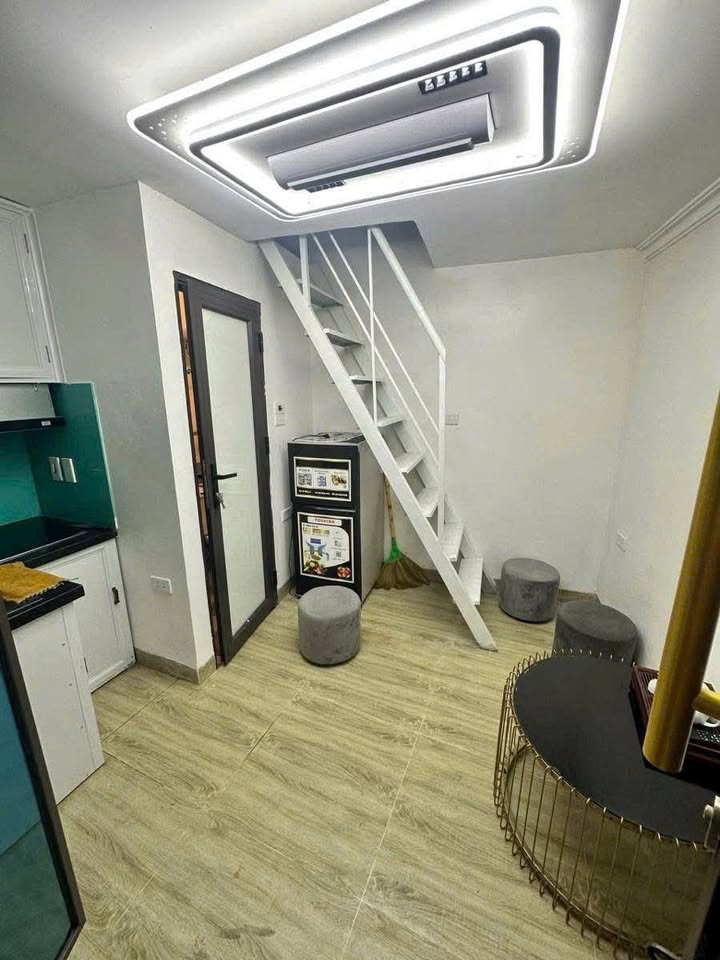 Nhà phố 107 Vĩnh Hưng, Hoàng Mai 11m² giá 1.9 tỷ - Đất ở đô thị, tiện ích đầy đủ!