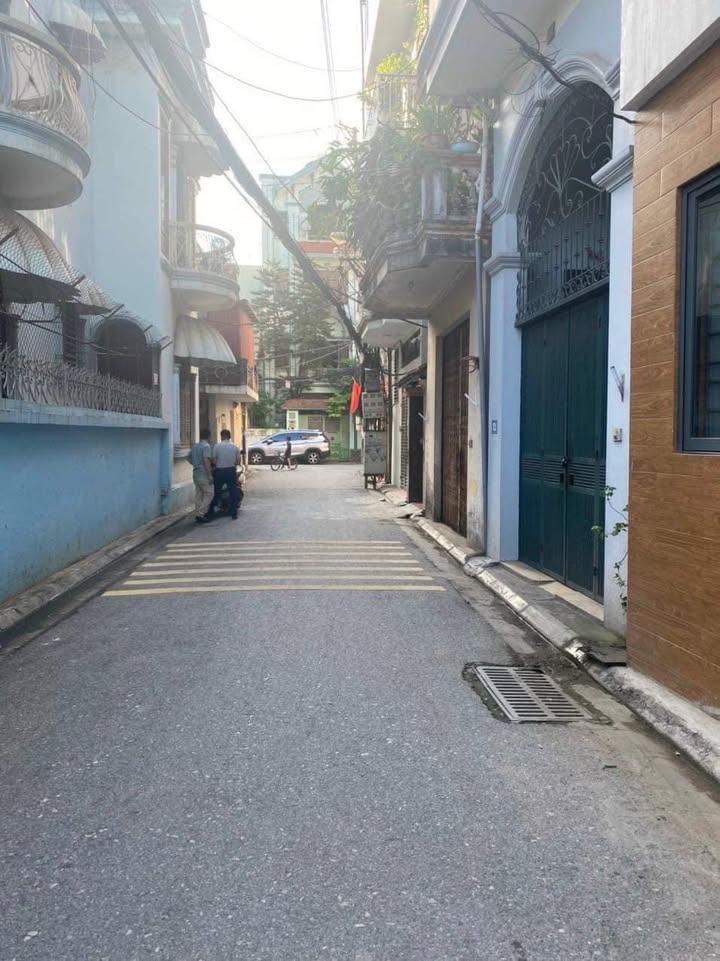 Nhà mặt đất đường Hồ Tùng Mậu 48m² giá 9.5 tỷ - Đón Tết ngay!