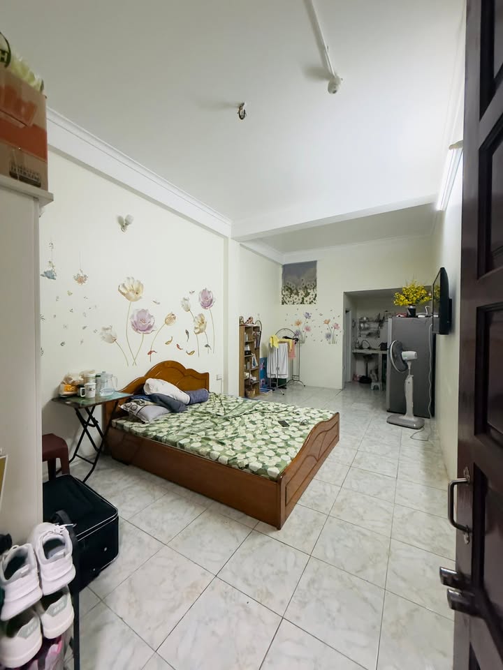 Phòng khép kín 28m² tại Ngõ 38 Xuân La, Tây Hồ - An ninh tốt, tiện nghi đầy đủ!