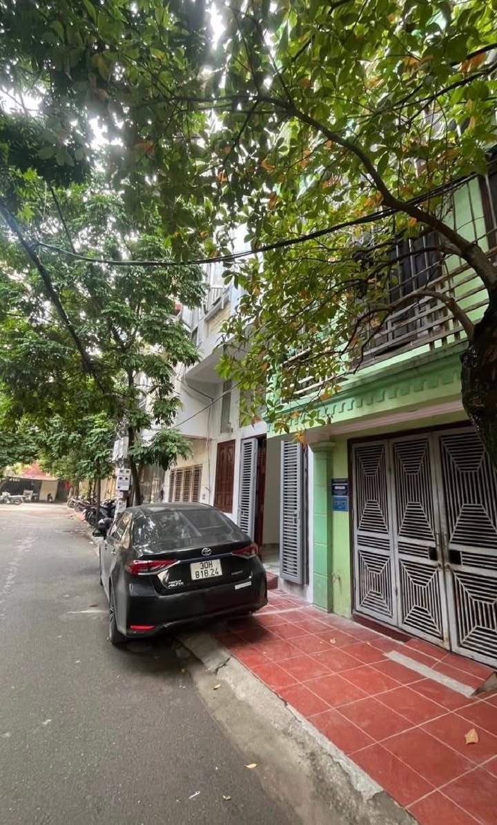 Nhà phố Chiến Thắng Hà Đông 40m² giá 13.5 tỷ - Kinh doanh đắc địa!
