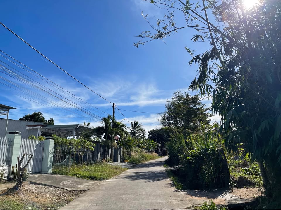 Đất thổ cư 480m² khu phố 3 Đắk Cấm - Giá chỉ 700 triệu, sổ hồng chính chủ!