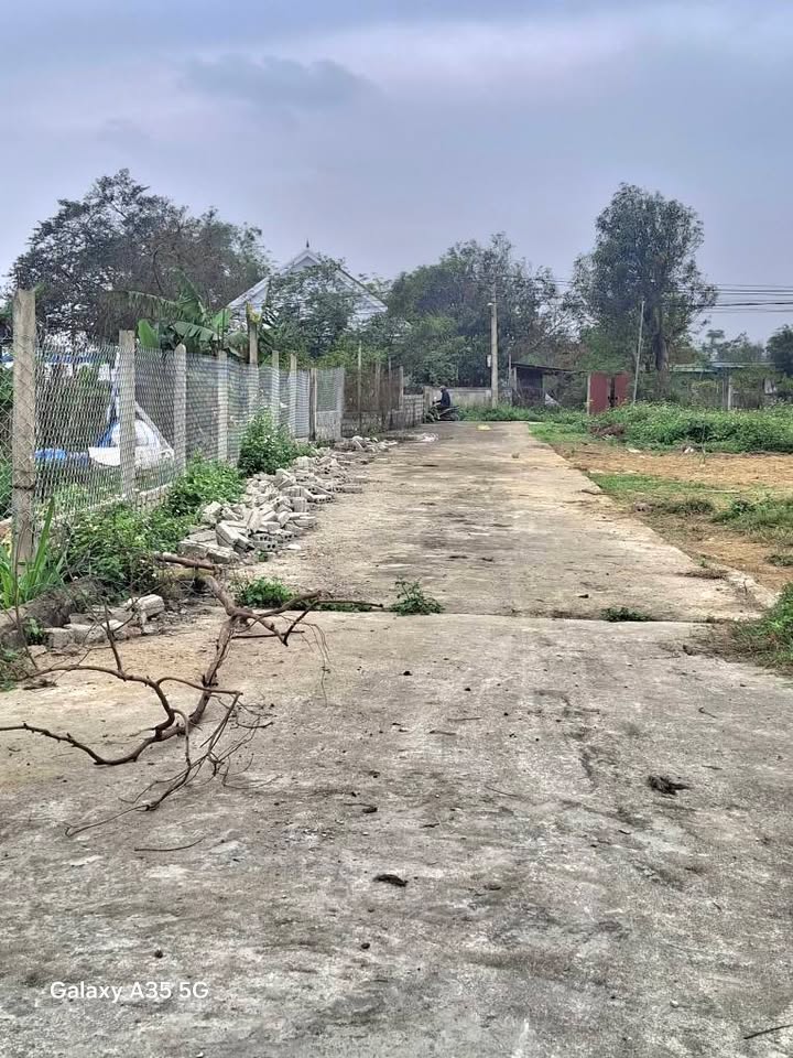 Đất Nghi Trung xóm 9 130m² - Đầy đủ thổ cư, giá thỏa thuận!