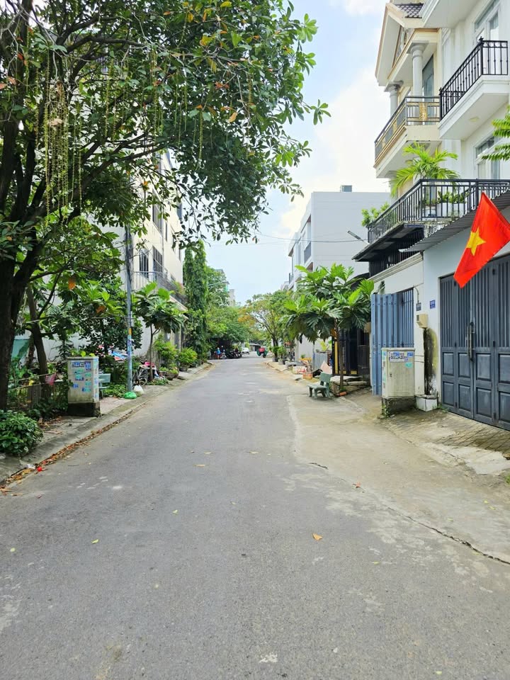 Đất Nam Khang Residence Thủ Đức 64m² giá 4.4 tỷ - Đường ô tô 7m thoáng mát!