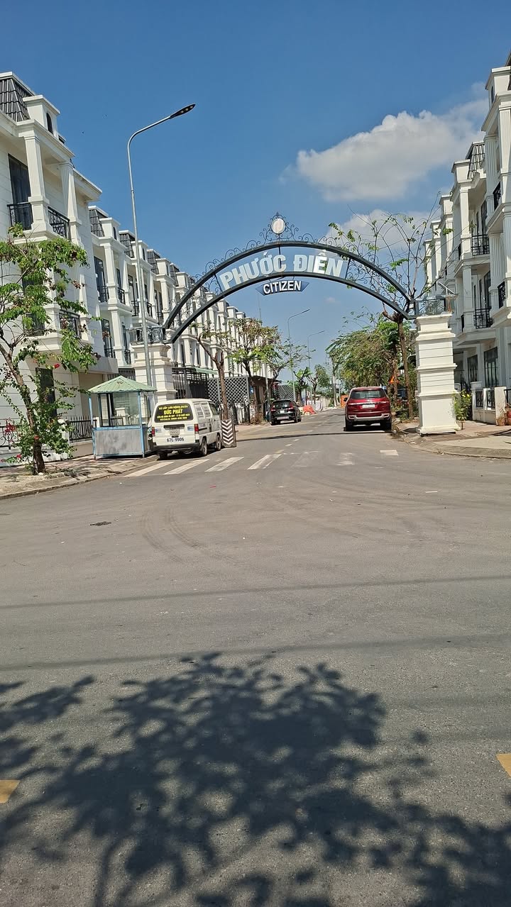 Nhà 1 trệt 2 lầu tại phường Tân Phước Khánh 67m² giá 4.2 tỷ - Cơ hội đầu tư hấp dẫn!