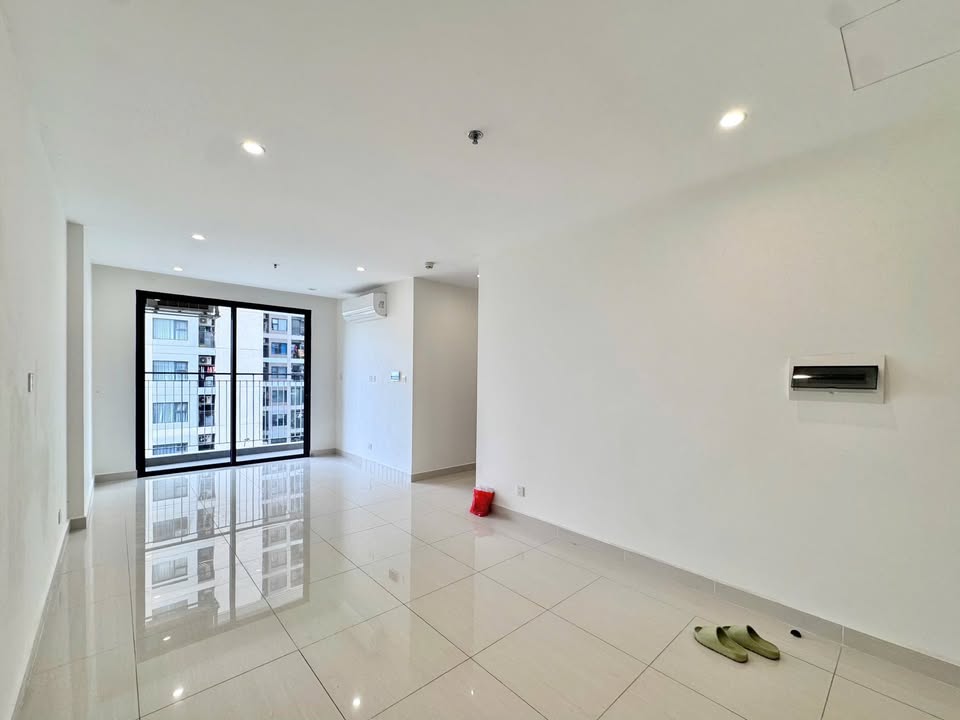 Căn hộ The Origami S10 quận 9, 3PN giá 8 triệu - Nhà trống có máy lạnh