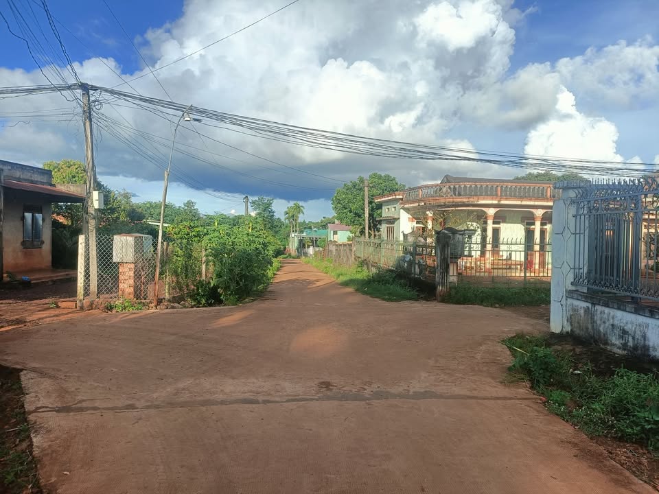 Đất nền xã Chư Sê, Gia Lai 100m² giá chỉ 250 triệu - Đầu tư sinh lời ngay!