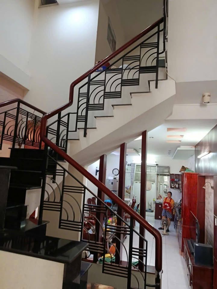 Mặt tiền FrontHouse Nguyễn Thị Minh Khai Hải Châu 92m² giá 19.99 tỷ - Cơ hội đầu tư hấp dẫn!