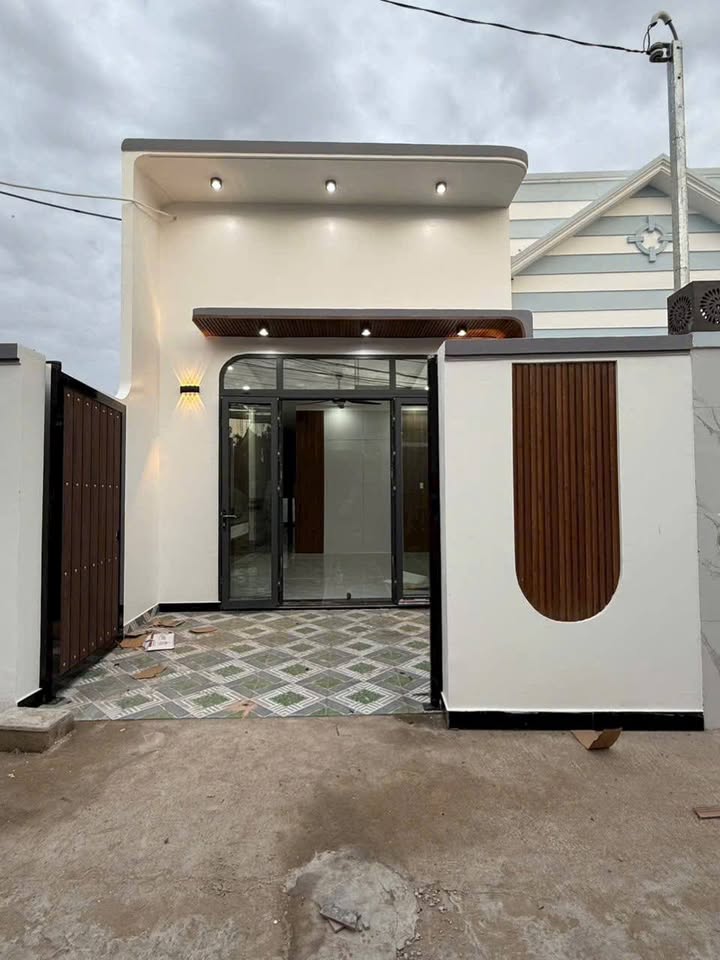 Nhà phố Dương Kỳ Hiệp, TP Sóc Trăng 88.2m² giá 1.25 tỷ - Thiết kế hiện đại, chính chủ bán!