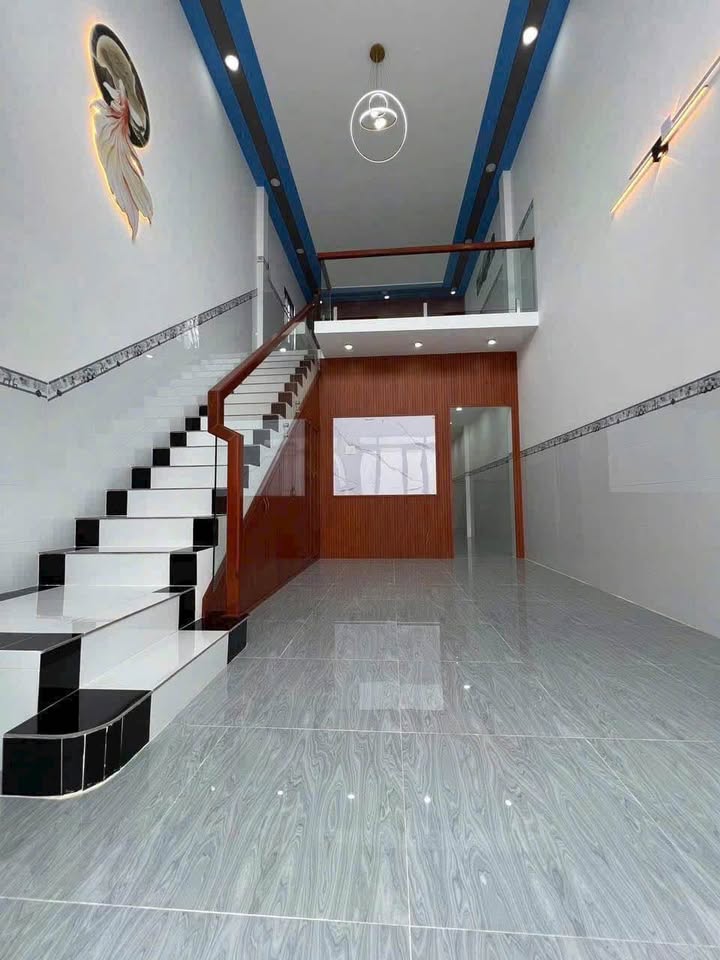 Nhà mới đẹp Lê Hồng Phong, Sóc Trăng 61.5m² giá 1.4 tỷ - Thiết kế hiện đại, 2 mặt tiền!