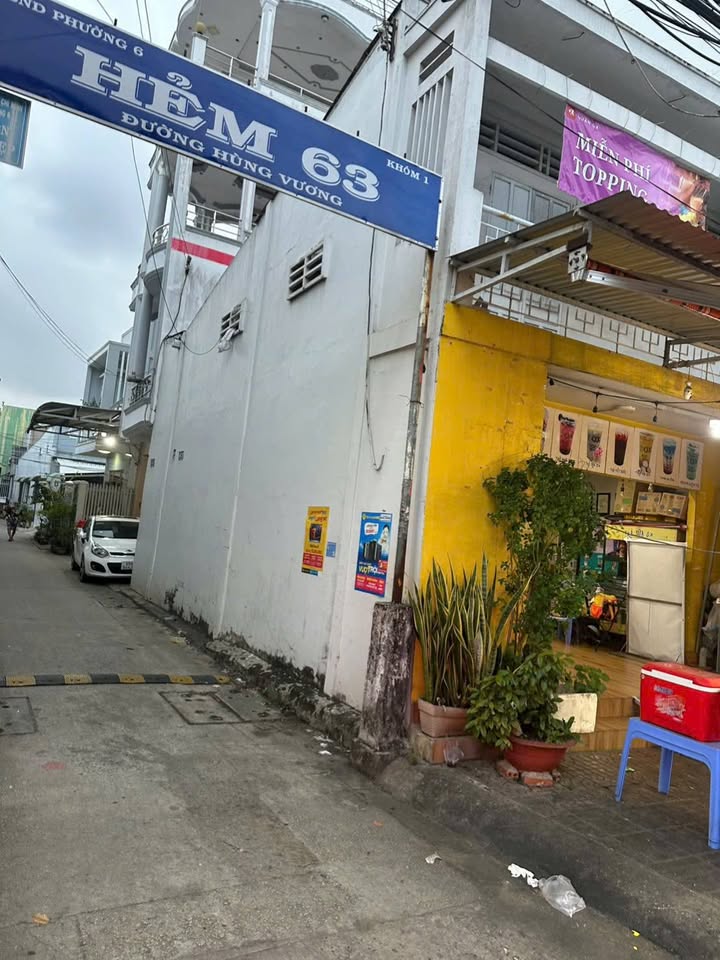 Nhà mặt tiền hẻm 63 Hùng Vương, Sóc Trăng, 126m², giá 2.8 tỷ - Sẵn sàng vào ở!