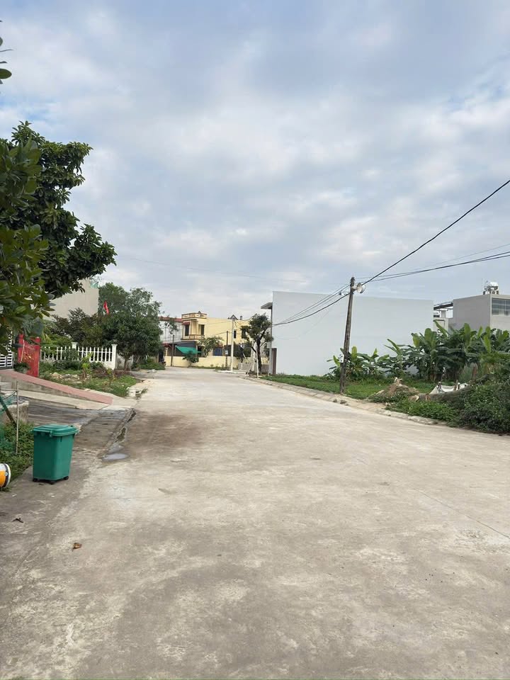 Lô đất Tào Xuyên, Thanh Hóa 75m² giá 1.x tỷ - Đường rộng ô tô tránh nhau thoải mái!