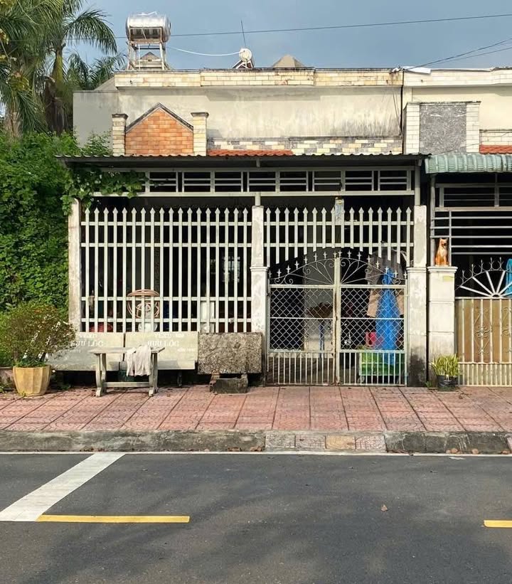 Nhà riêng Tân Quới, Bình Tân 99.3m² giá 1.579 tỷ - Kinh doanh thuận lợi!