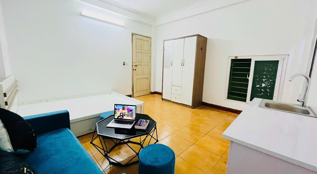 Cho thuê CCMN Nguyễn Khánh Toàn 25m² giá 3.2 triệu - Phòng mới, an ninh 24/7!