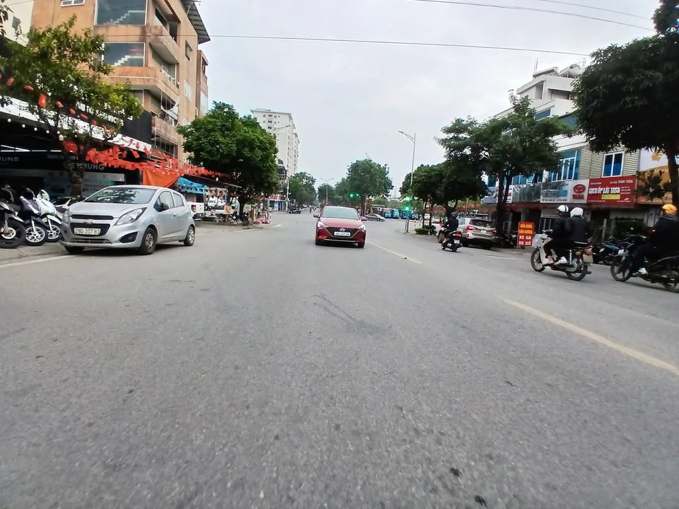 Đất nền lô góc Ngô Gia Tự, Long Biên 75m² giá 21.75 tỷ - Cơ hội đầu tư hiếm có!