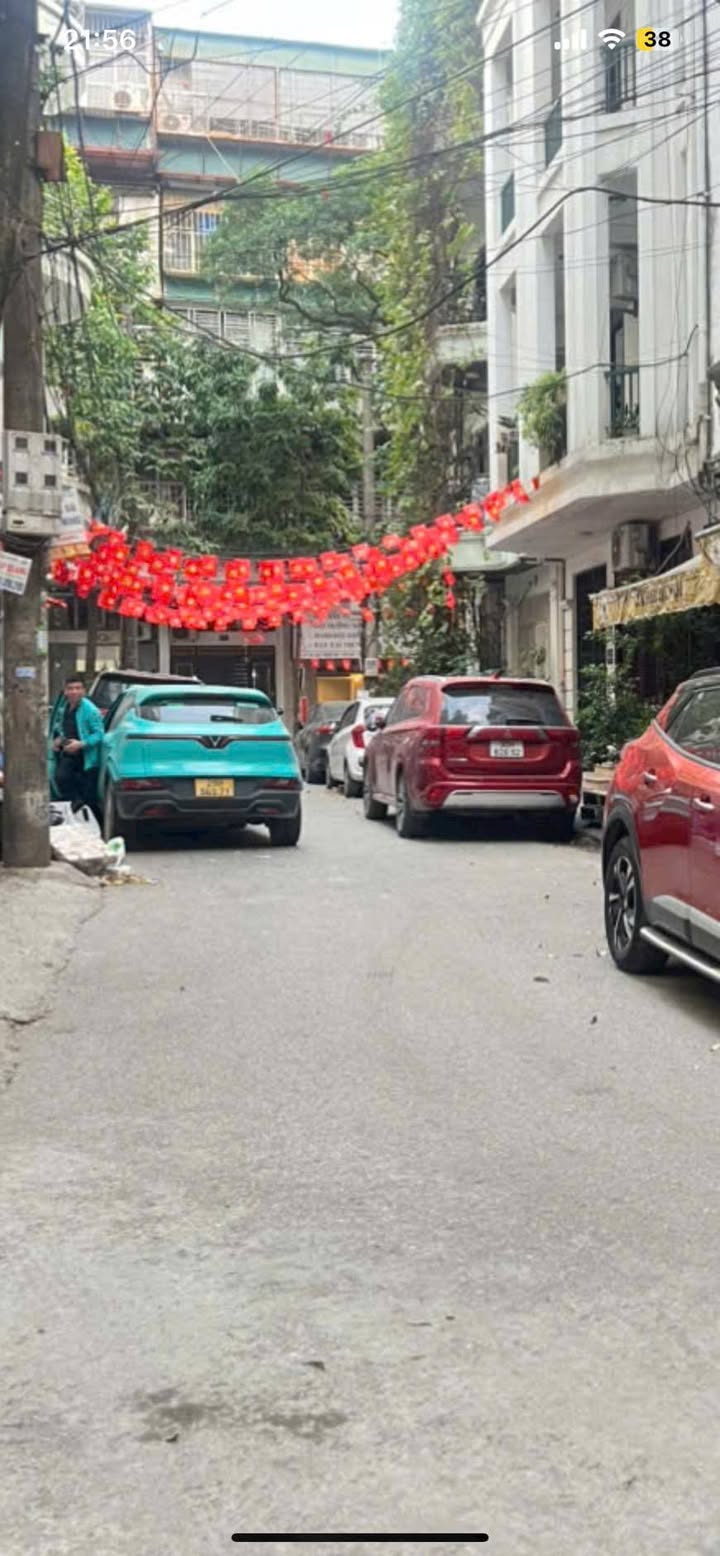 Nhà riêng Hoàng Quốc Việt Cầu Giấy 64m² giá 32 tỷ - Ô tô tránh, gần phố tiện ích