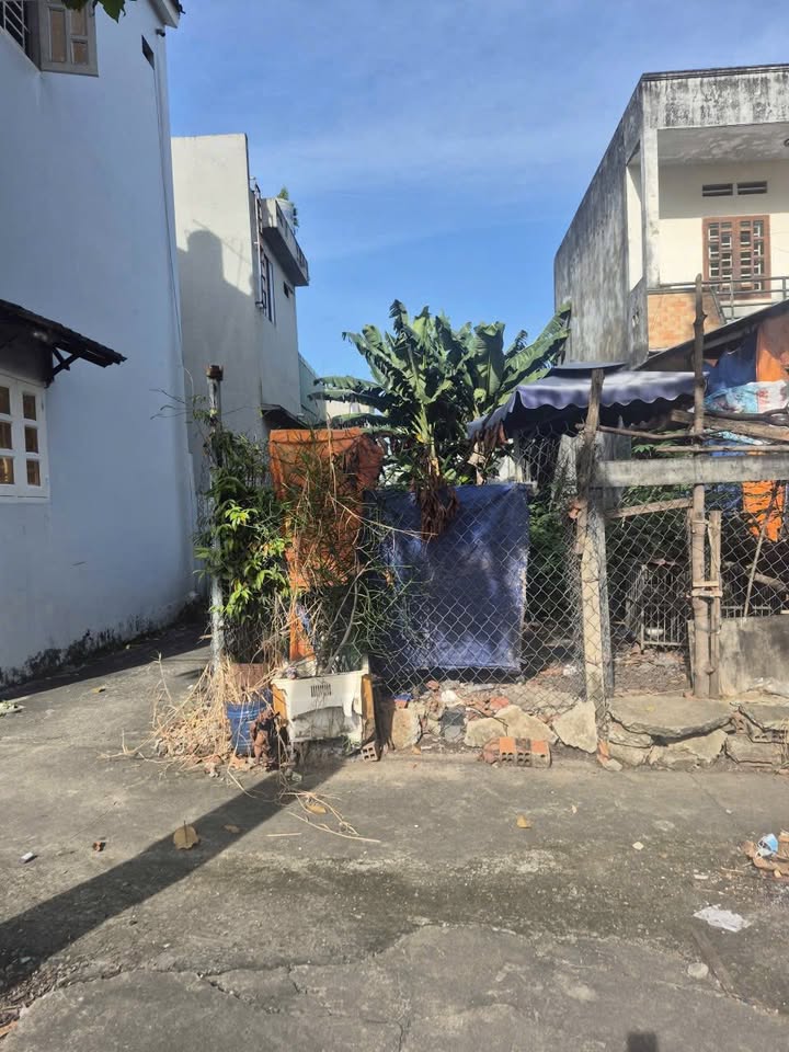 Lô góc 121m² đường D7, phường Tân Đông Hiệp, giá 6.5 tỷ - Địa điểm kinh doanh lý tưởng!