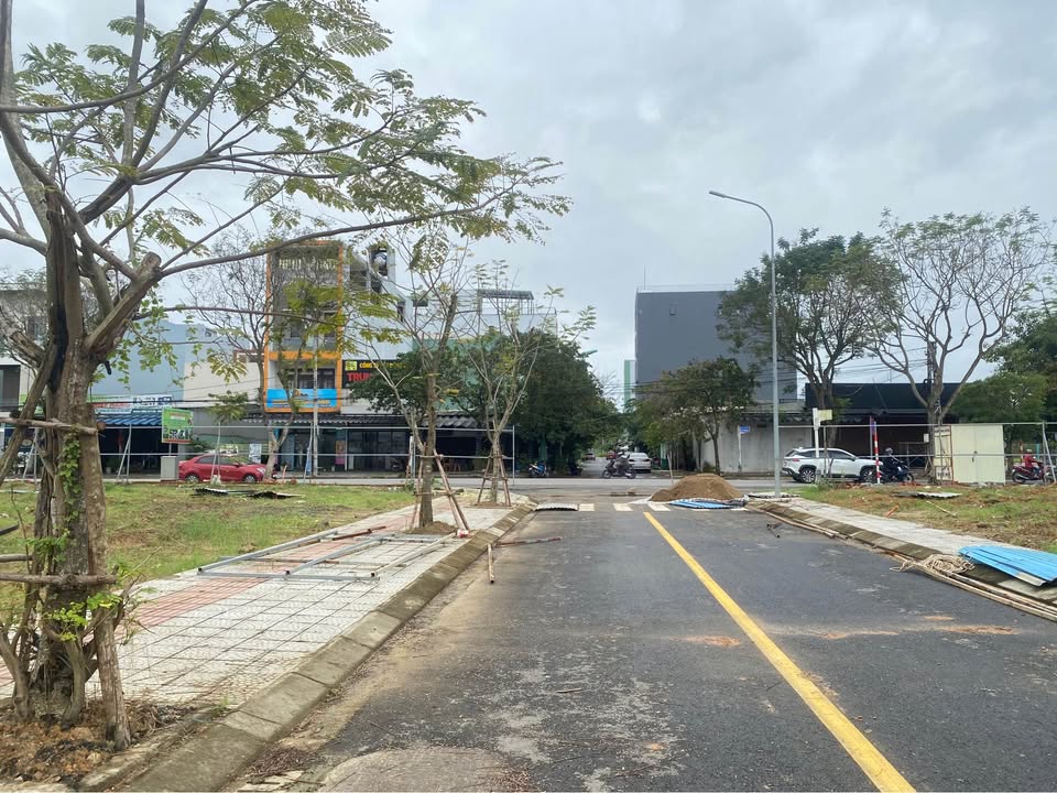 Đất nền Hòa Minh 217m² giá 1x tỷ - Sổ hồng chính chủ, đầu tư sinh lời!