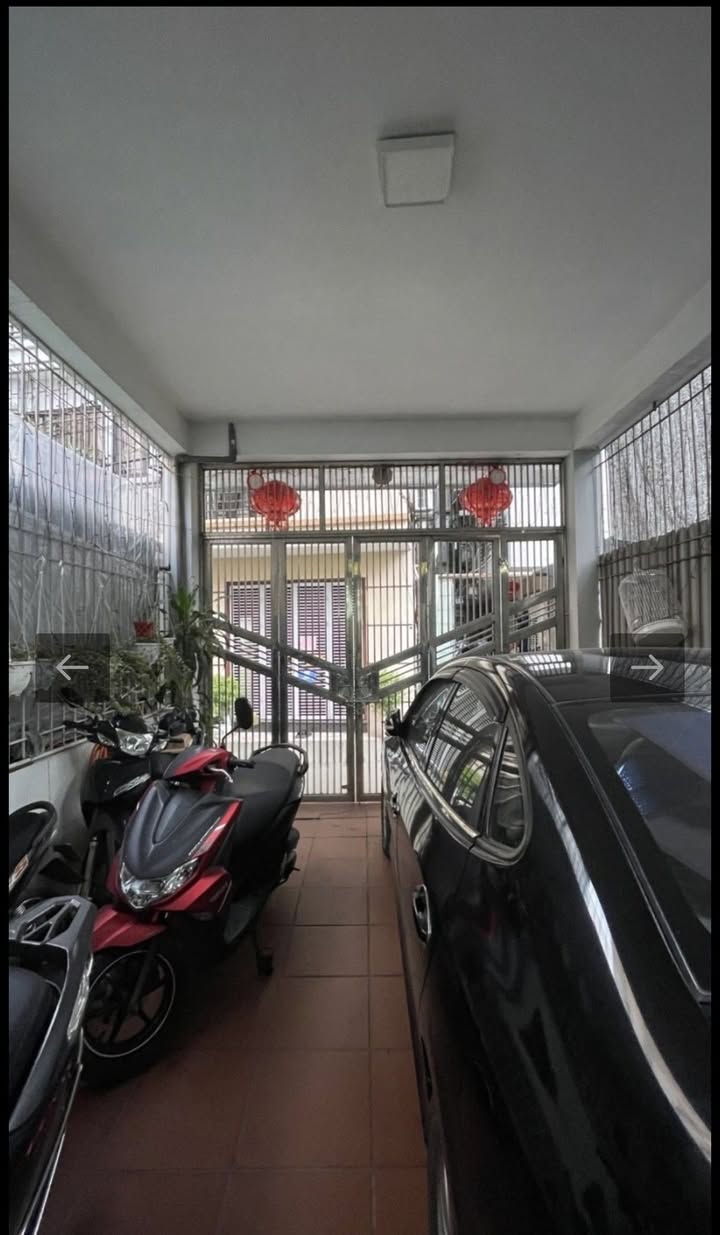 Nhà đẹp Ngọc Thụy, Long Biên 70m² giá 5.18 tỷ - Ô tô vào tận nhà!