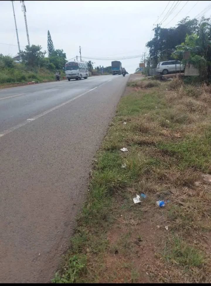 Đất nền 1050m² tại Thôn 8, xã Nghĩa Trung - Giá chỉ 2.85 tỷ, thích hợp làm kho!